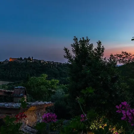 Poderino 6, Emma 빌라 트레콴다