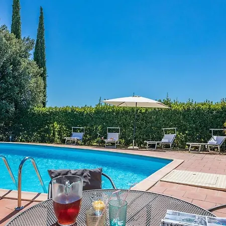 Poderino 6, Emma 트레콴다