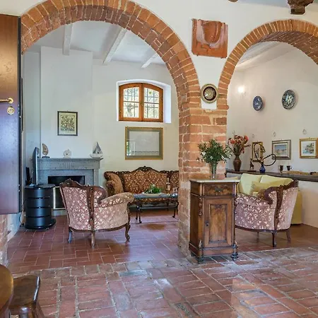 Poderino 6, Emma 빌라 *