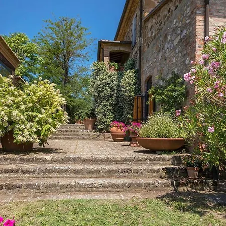 Poderino 6, Emma 빌라 *