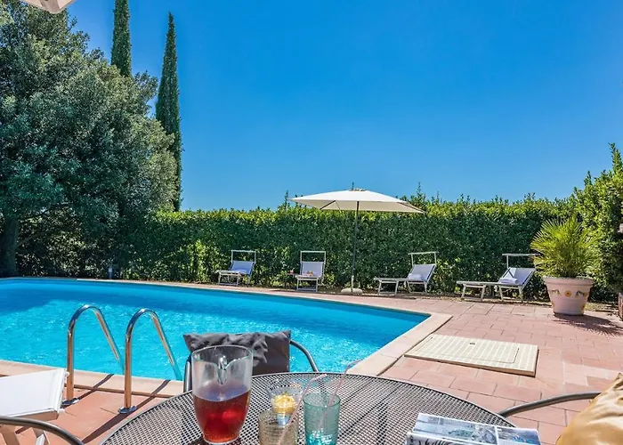 Poderino 6, Emma Трекуанда