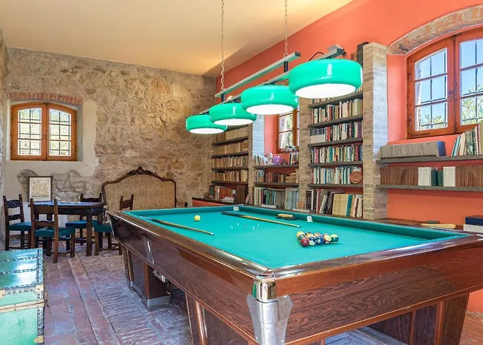 Poderino 6, Emma Трекуанда