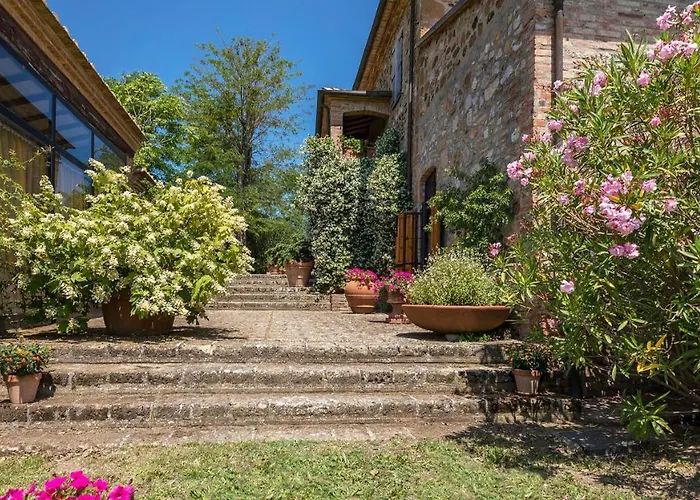 Poderino 6, Emma Вилла *