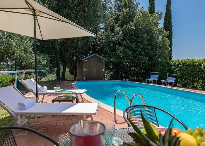 Poderino 6, Emma Трекуанда